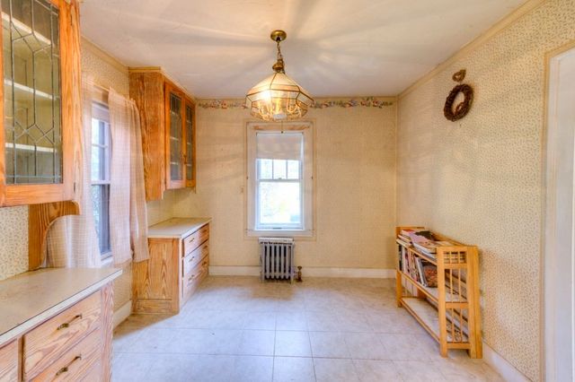 24 Hadwen Road, Worcester, MA 01602