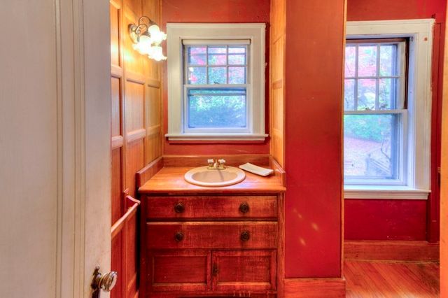 24 Hadwen Road, Worcester, MA 01602