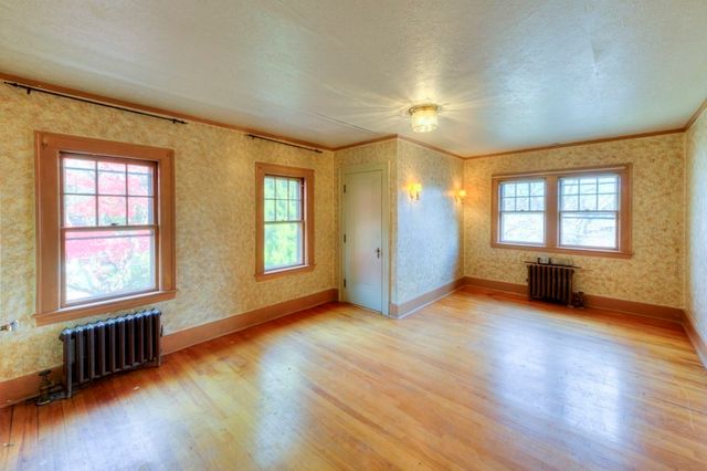 24 Hadwen Road, Worcester, MA 01602