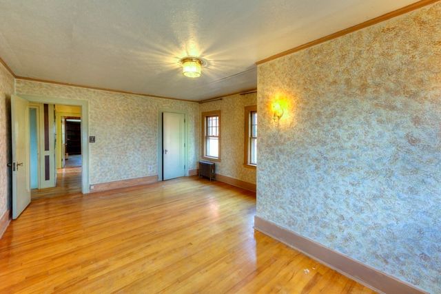 24 Hadwen Road, Worcester, MA 01602