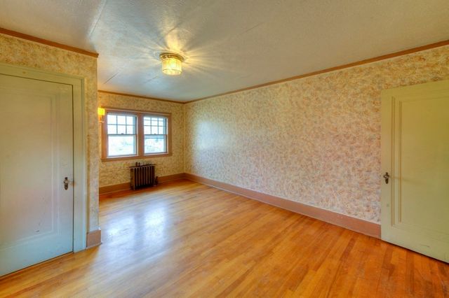 24 Hadwen Road, Worcester, MA 01602