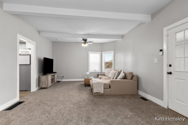 107 E Congress Street, Belding, MI 48809