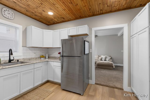 107 E Congress Street, Belding, MI 48809