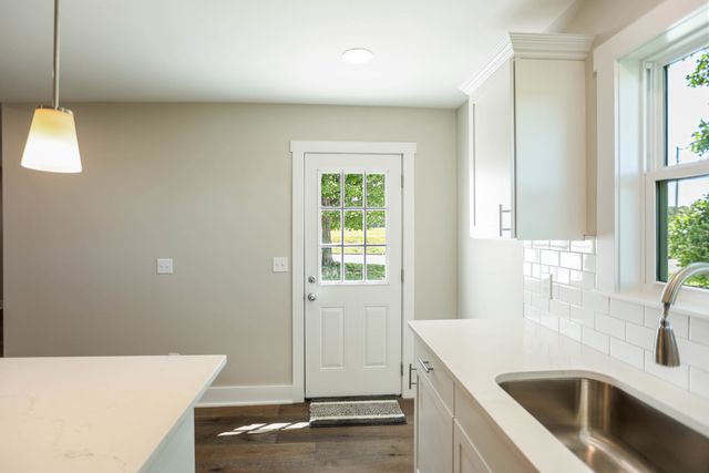 2465 Highway 52, E, Portland, TN 37148