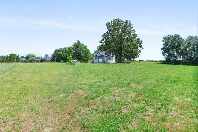 2465 Highway 52, E, Portland, TN 37148