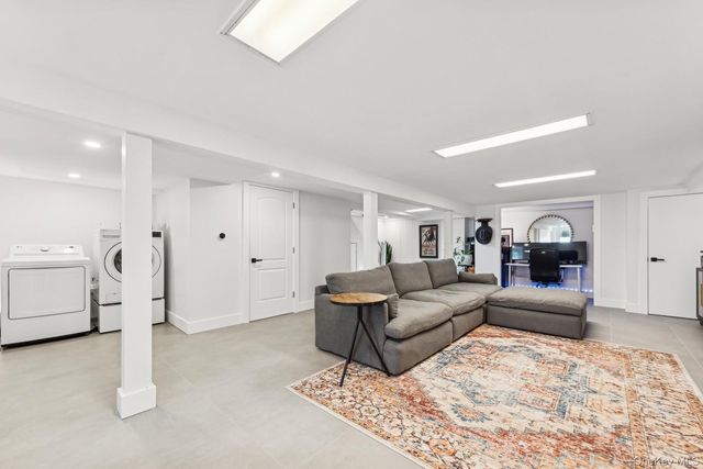139 Gibson Boulevard, Valley Stream, NY 11581