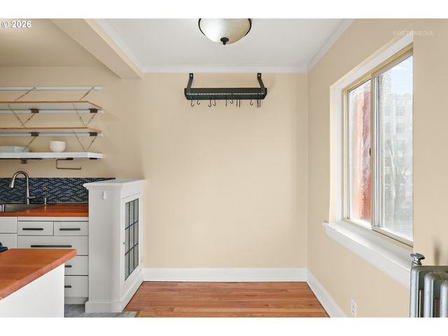 709 Sw 16TH Ave 308, Portland, OR 97205