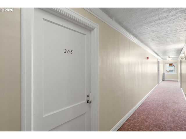 709 Sw 16TH Ave 308, Portland, OR 97205