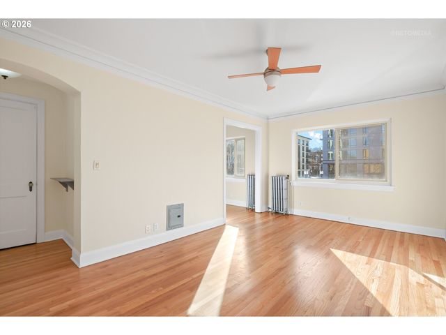 709 Sw 16TH Ave 308, Portland, OR 97205