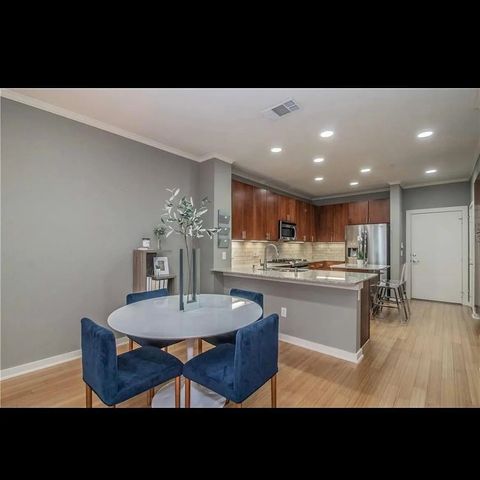 4319 Bowser Avenue 105, Dallas, TX 75219