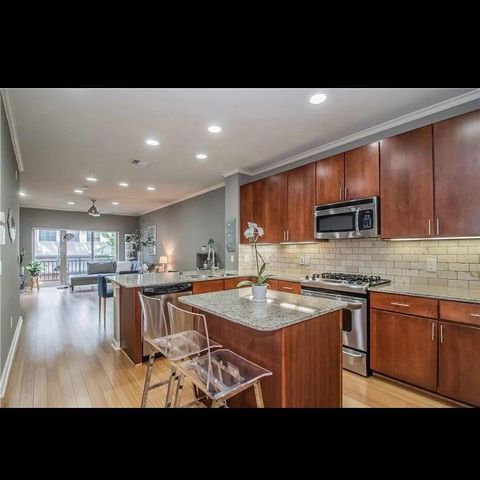 4319 Bowser Avenue 105, Dallas, TX 75219