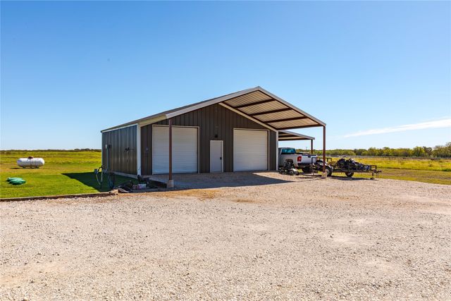 3530 Southmayd Road, Whitesboro, TX 76273