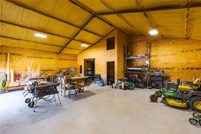 3530 Southmayd Road, Whitesboro, TX 76273