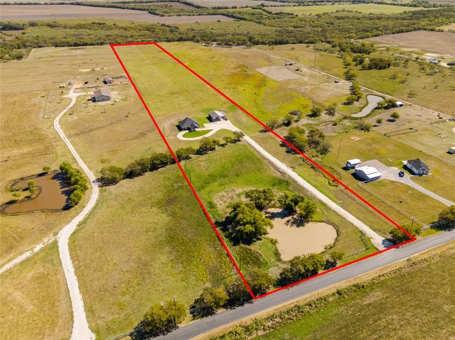 3530 Southmayd Road, Whitesboro, TX 76273