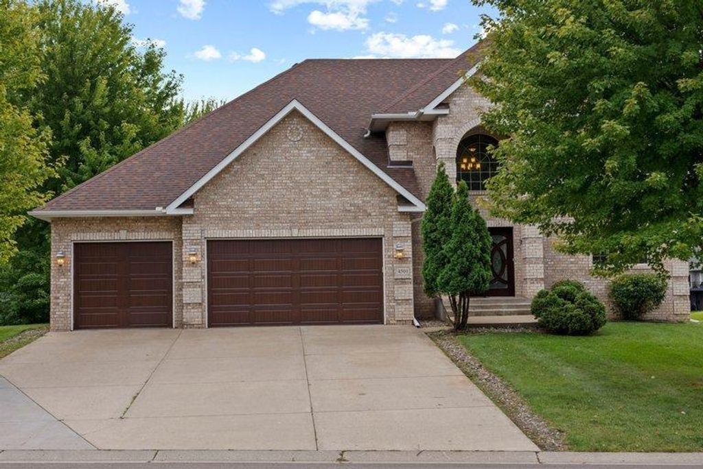4501 104th Avenue N, Brooklyn Park, MN 55443 — exterior