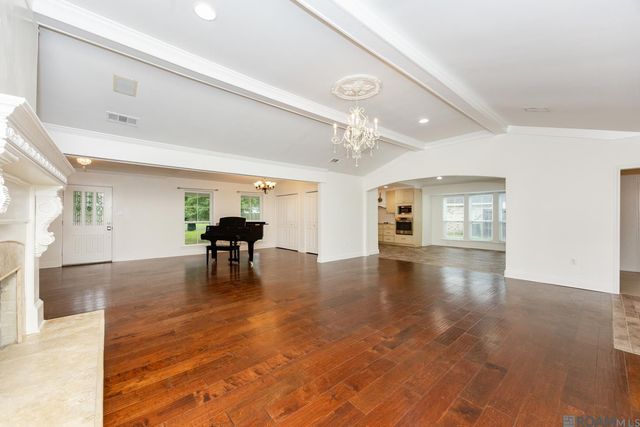 18428 Keystone Ave, Greenwell Springs, LA 70739