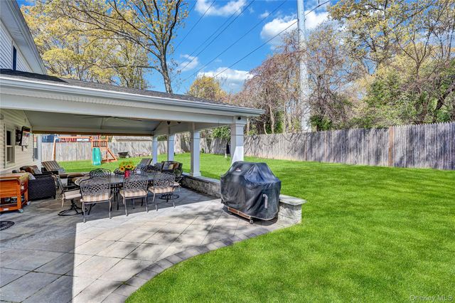 171 Prince Road, Rocky Point, NY 11778