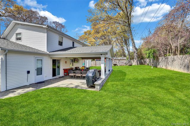 171 Prince Road, Rocky Point, NY 11778