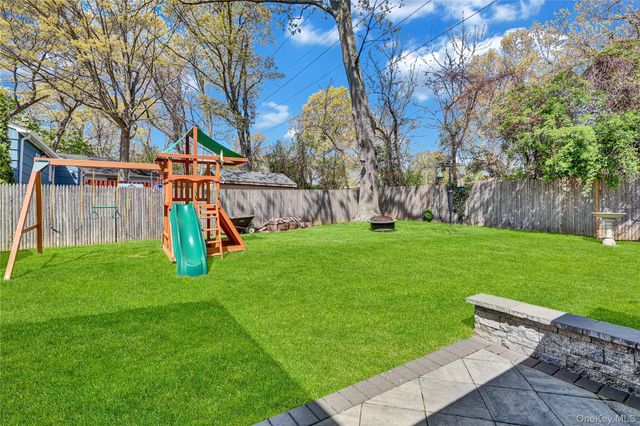 171 Prince Road, Rocky Point, NY 11778