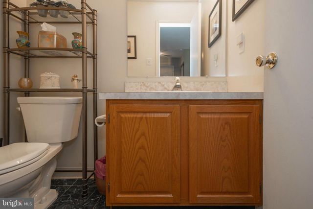 512 MEWS DR, Sellersville, PA 18960