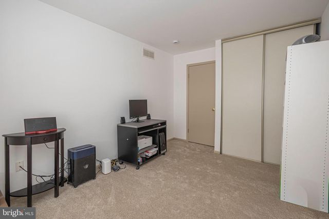 512 MEWS DR, Sellersville, PA 18960