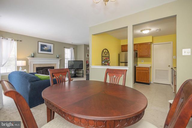 512 MEWS DR, Sellersville, PA 18960