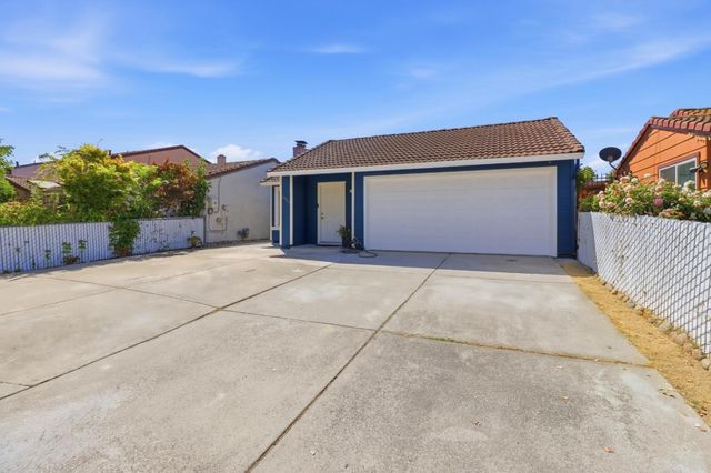 1184 Sunny Court, San Jose, CA 95116