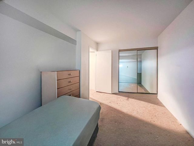 10843 ACADEMY RD, Philadelphia, PA 19154