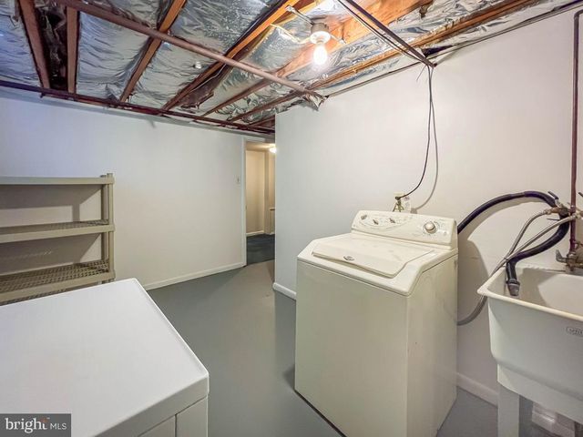 10843 ACADEMY RD, Philadelphia, PA 19154