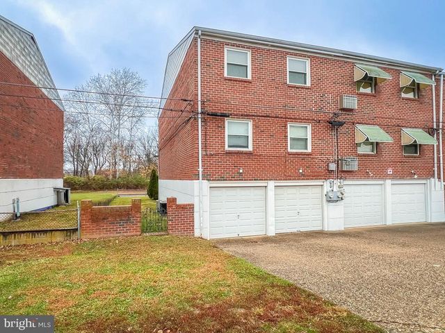 10843 ACADEMY RD, Philadelphia, PA 19154