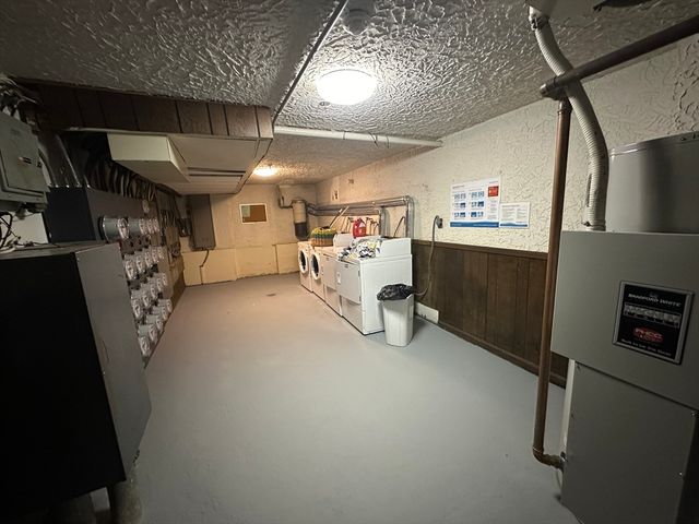 53 Swanson Ct 21c, Boxborough, MA 01719