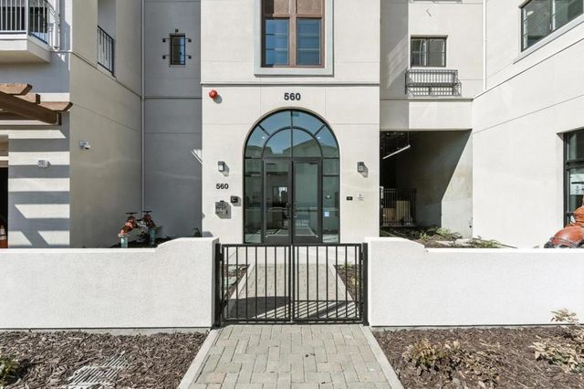 560 El Camino Real 201, San Carlos, CA 94070