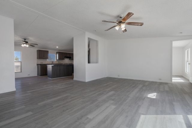 6 Thunderchief Lane, Edgewood, NM 87015