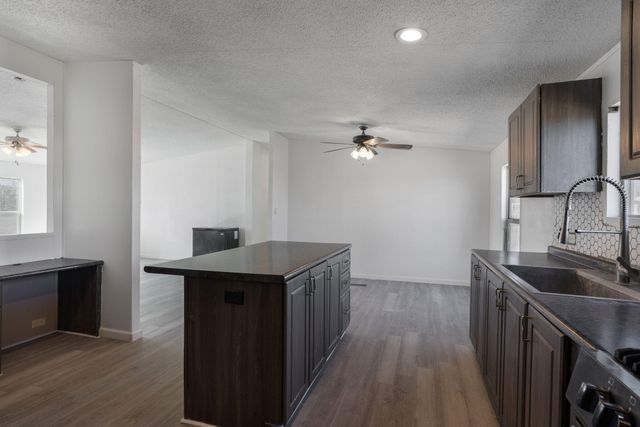 6 Thunderchief Lane, Edgewood, NM 87015