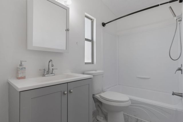 6 Thunderchief Lane, Edgewood, NM 87015