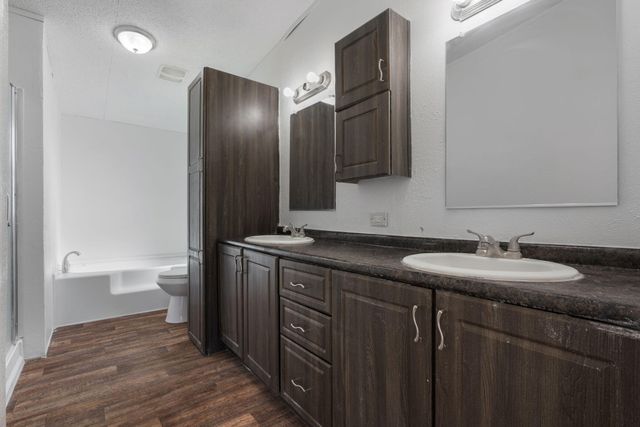 6 Thunderchief Lane, Edgewood, NM 87015