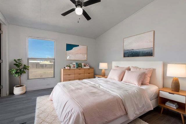 6 Thunderchief Lane, Edgewood, NM 87015