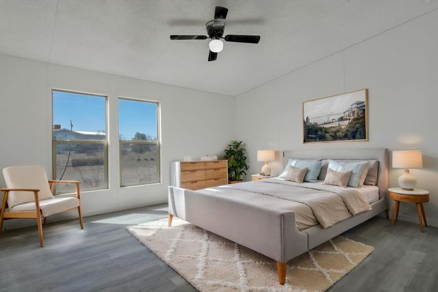 6 Thunderchief Lane, Edgewood, NM 87015