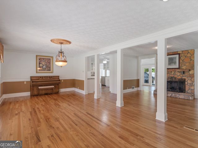 723 Goza Road, Fayetteville, GA 30215