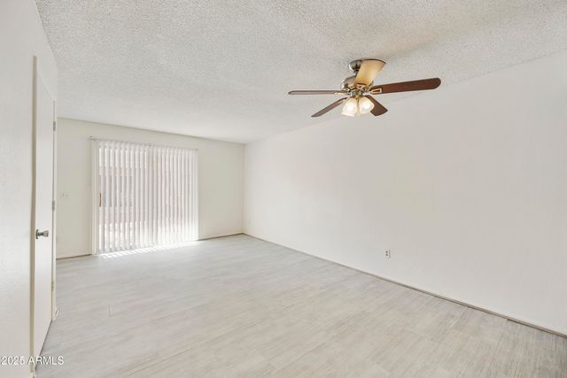 2837 E MARCONI Avenue, Phoenix, AZ 85032