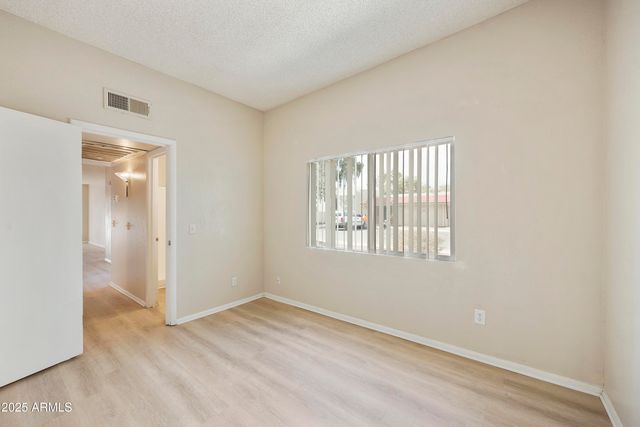 2837 E MARCONI Avenue, Phoenix, AZ 85032
