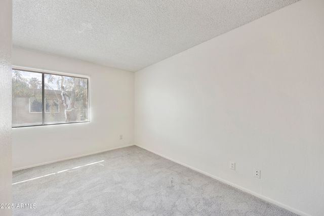 2837 E MARCONI Avenue, Phoenix, AZ 85032