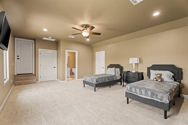 2567 Loblolly Lane, Edmond, OK 73012
