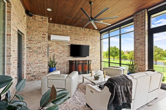 2567 Loblolly Lane, Edmond, OK 73012