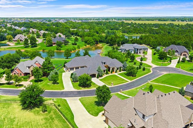 2567 Loblolly Lane, Edmond, OK 73012