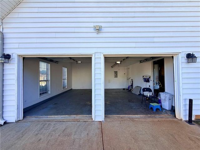 1252 Woodland View Road, Lawrenceville, GA 30043