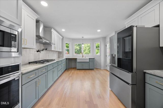2709 White Rail Drive, Fuquay Varina, NC 27526