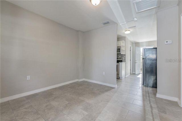 5106 W RICHARDSON AVENUE B, Tampa, FL 33616