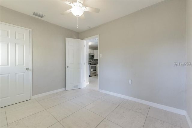 5106 W RICHARDSON AVENUE B, Tampa, FL 33616