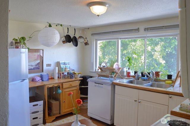 408 9th Avenue SE, Olympia, WA 98501